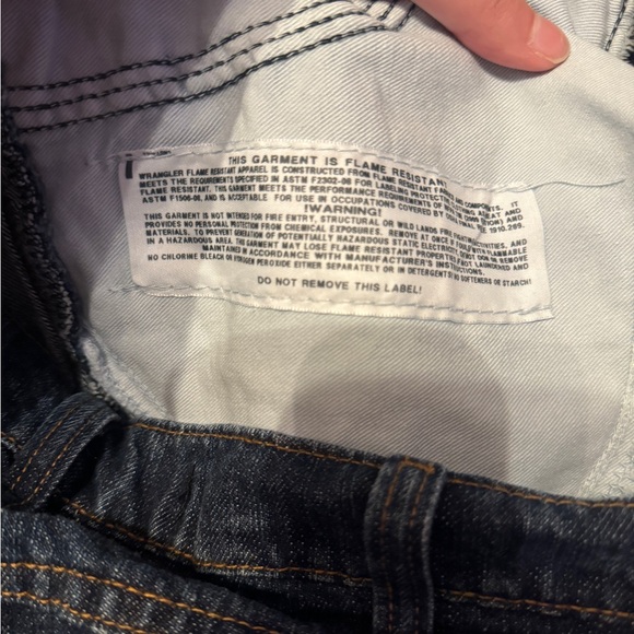 Wrangler flame resistant jeans - Picture 8 of 8